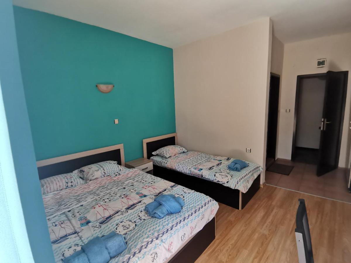 Kazlarov Guest House Kiten  Extérieur photo