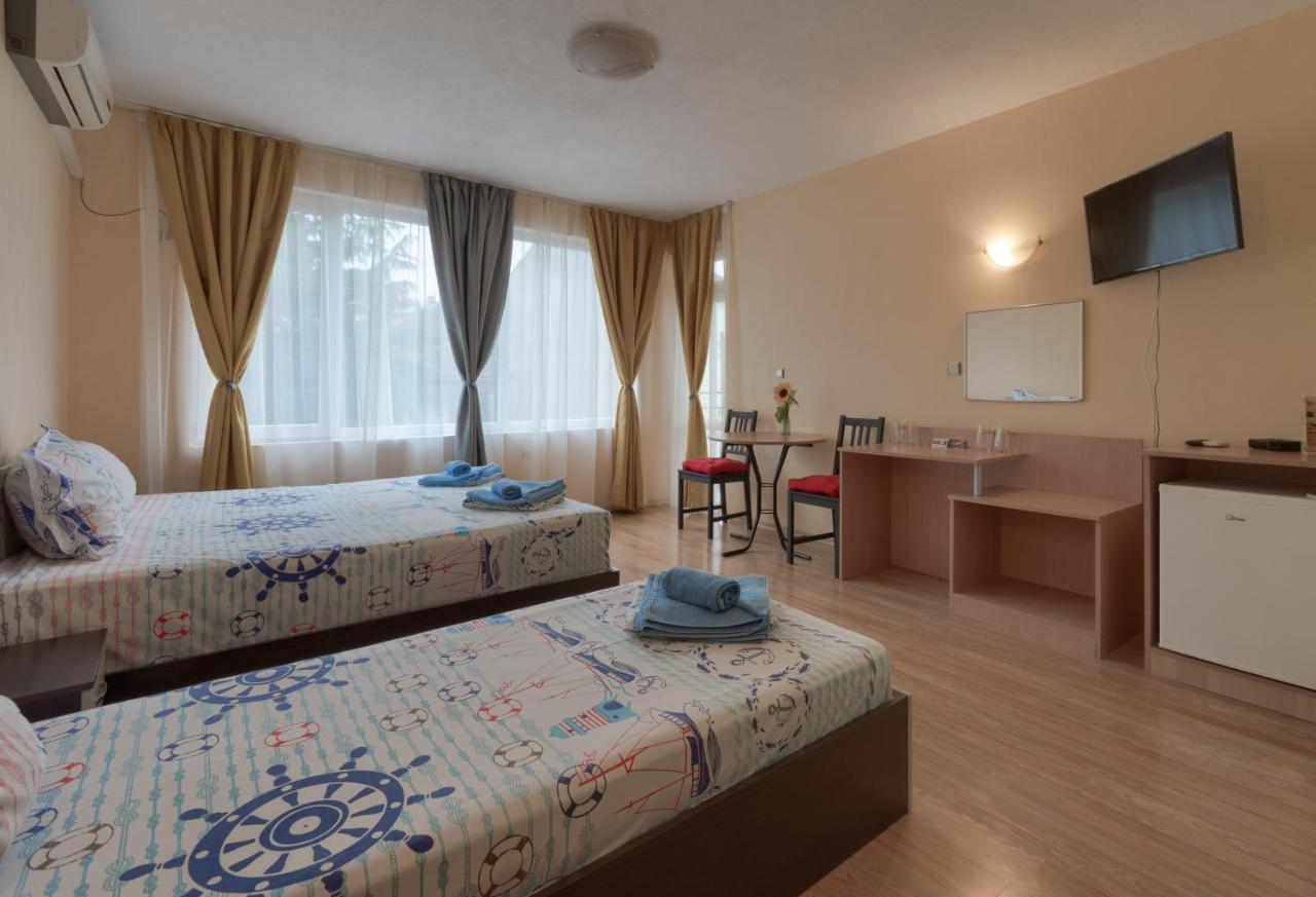Kazlarov Guest House Kiten  Extérieur photo
