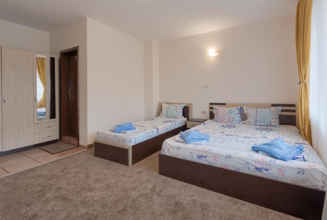 Kazlarov Guest House Kiten  Extérieur photo