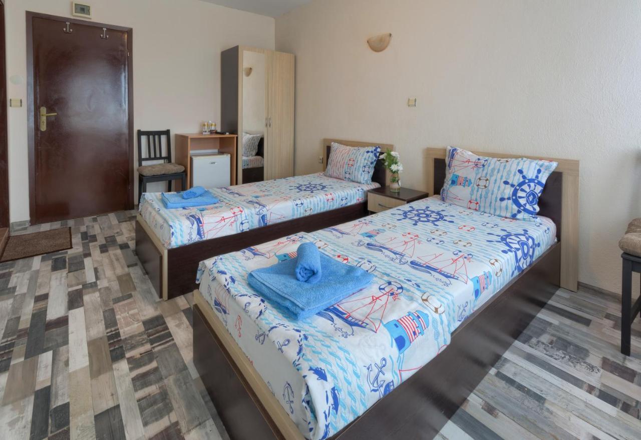 Kazlarov Guest House Kiten  Extérieur photo