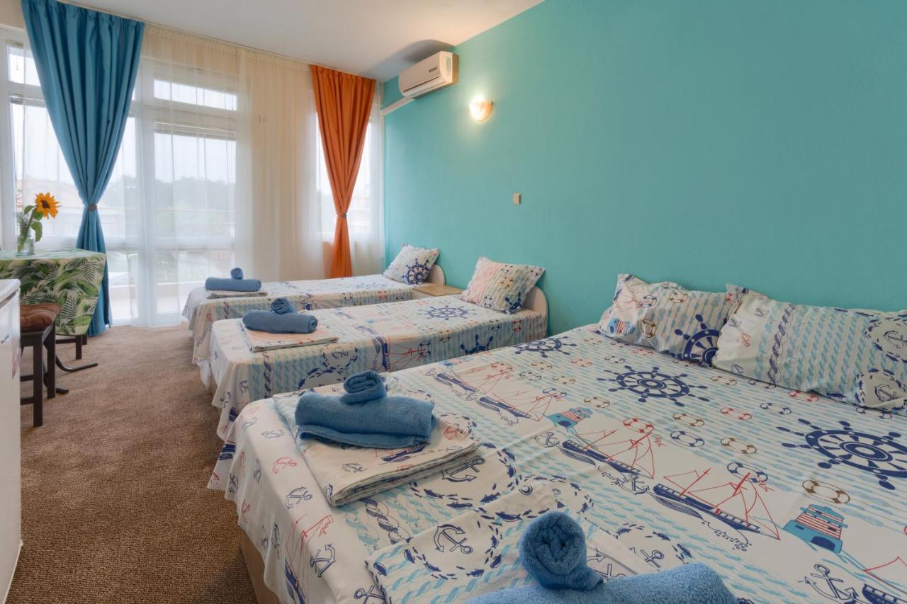 Kazlarov Guest House Kiten  Extérieur photo