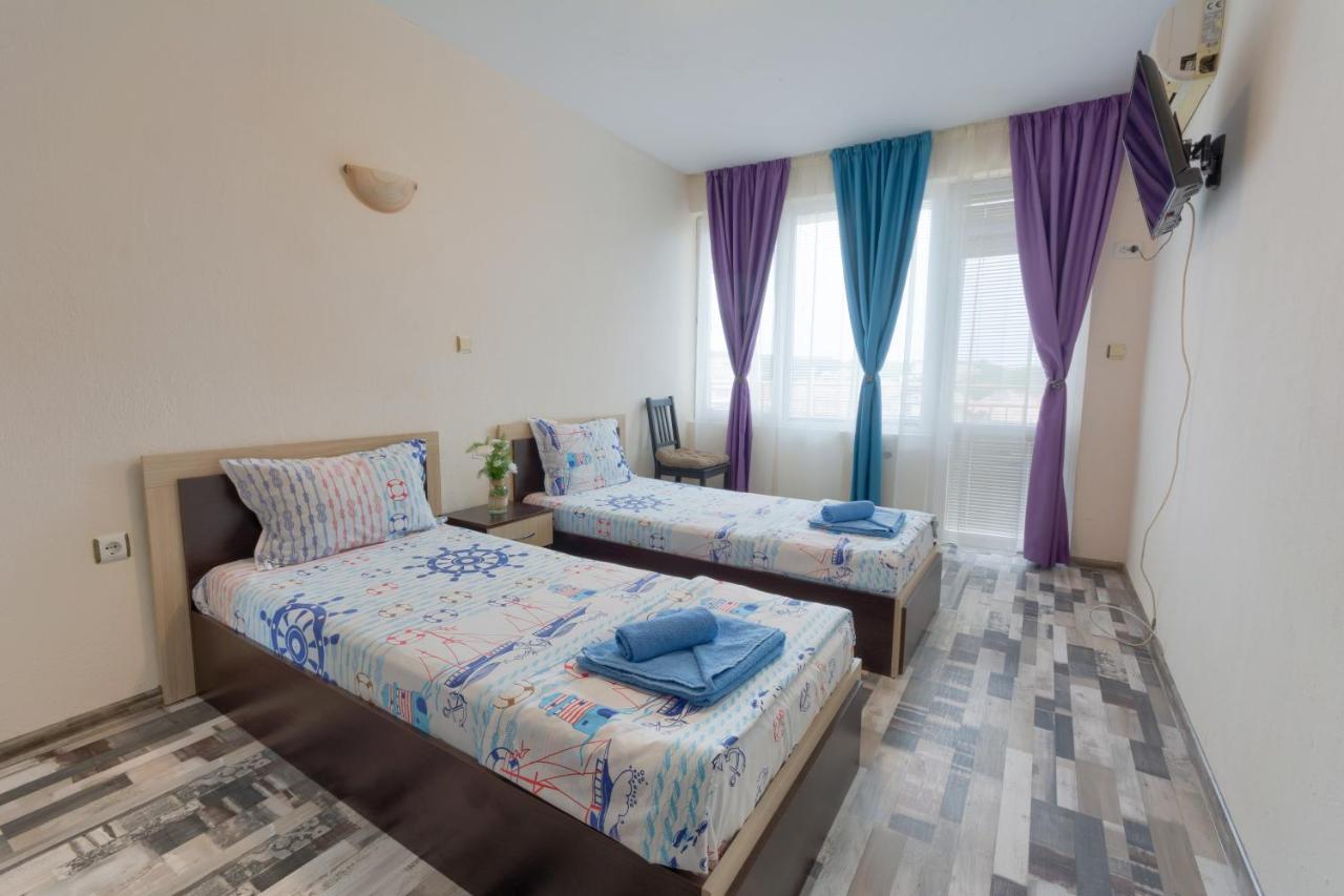 Kazlarov Guest House Kiten  Extérieur photo