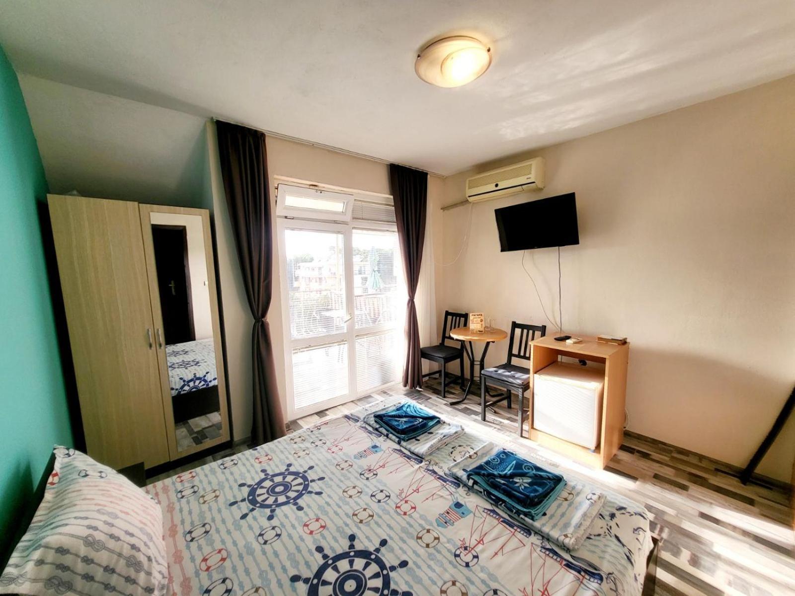 Kazlarov Guest House Kiten  Extérieur photo