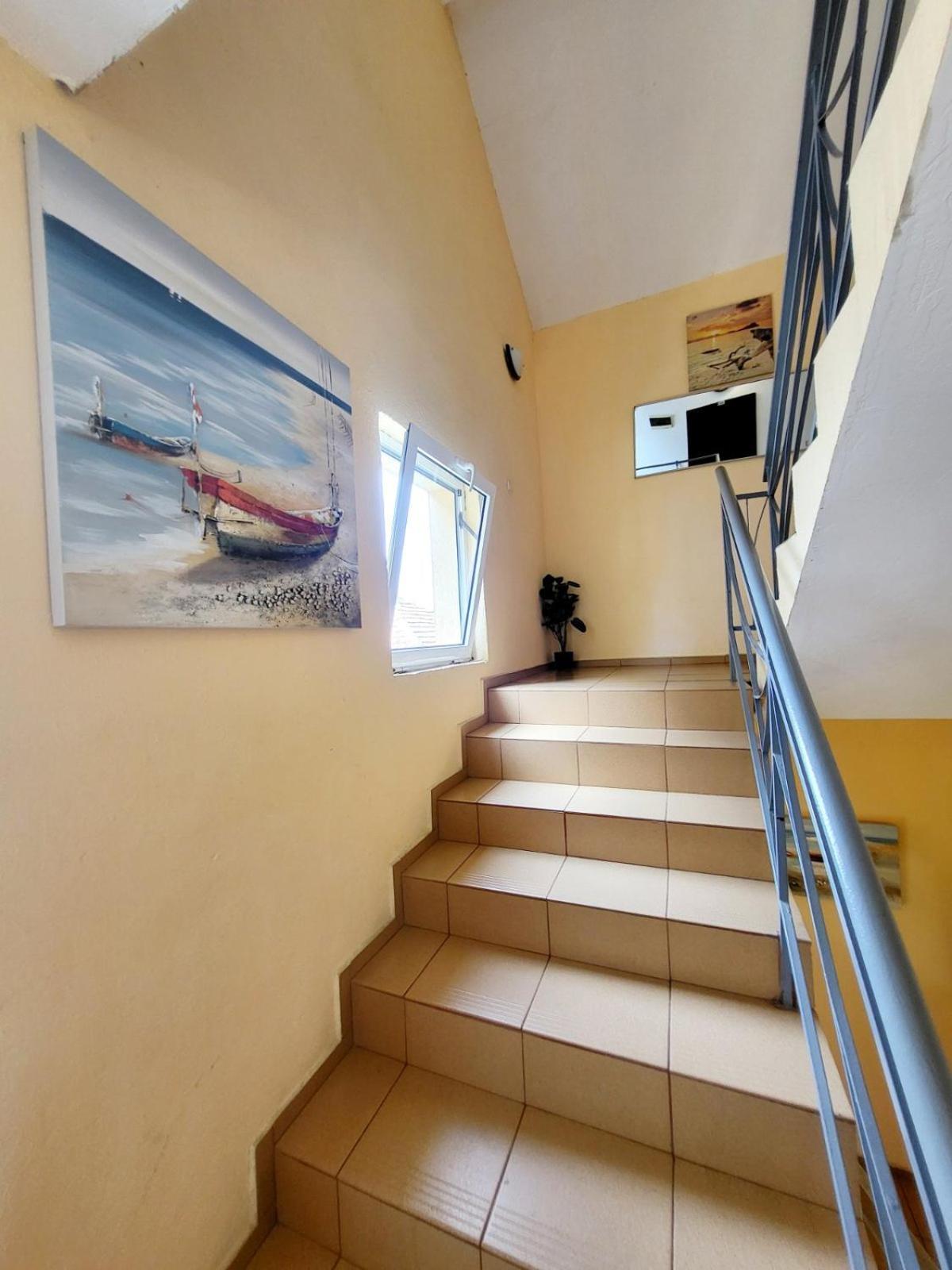 Kazlarov Guest House Kiten  Extérieur photo